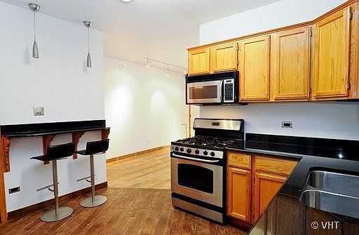 1st image of 741 S Claremont Ave #1B