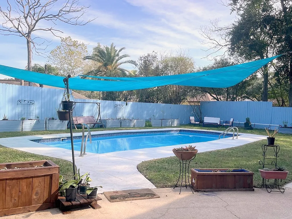 4 bed, 4.5 bath, 2460 sqft, $6,800 — Photo 2