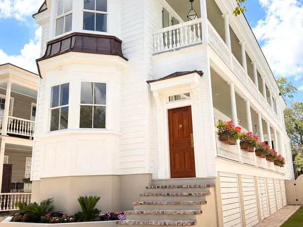 175 1/2 Wentworth St, Charleston, SC 29401