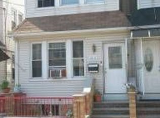 5818 58th Ave, Maspeth, NY