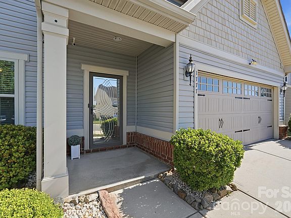 4th image of 1777 Mill Creek Ln SW