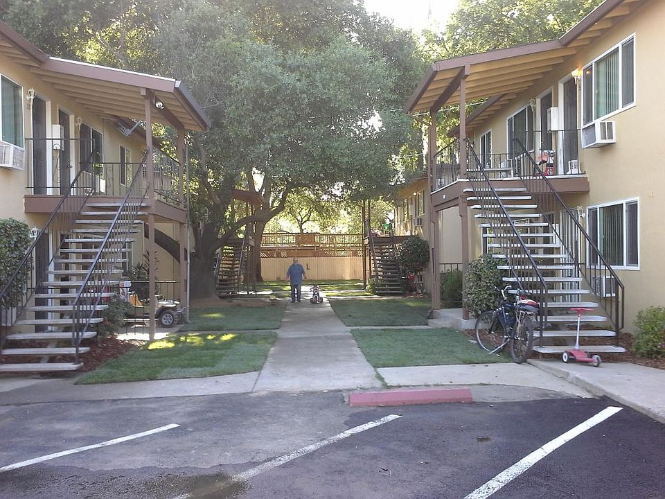 Small community and quiet neighborhood