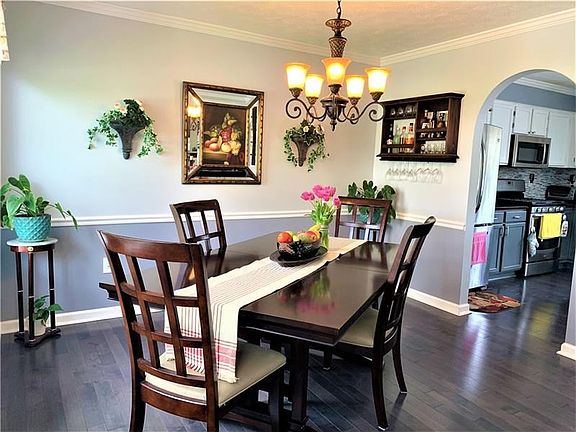 5th image of 114 Carlye Dr