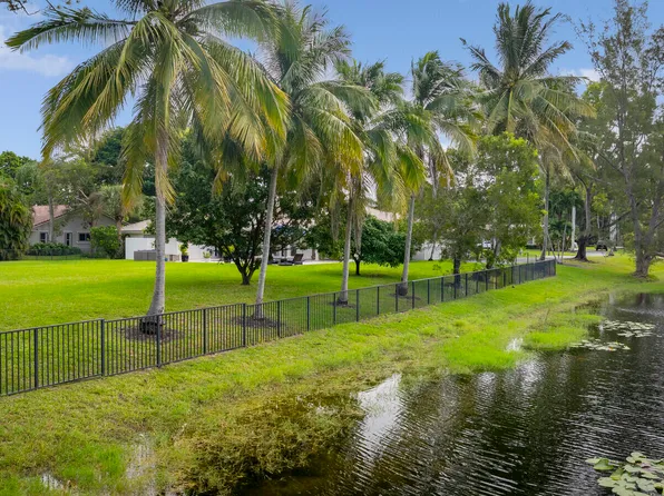 22761 Vistawood Way, Boca Raton, FL 33428