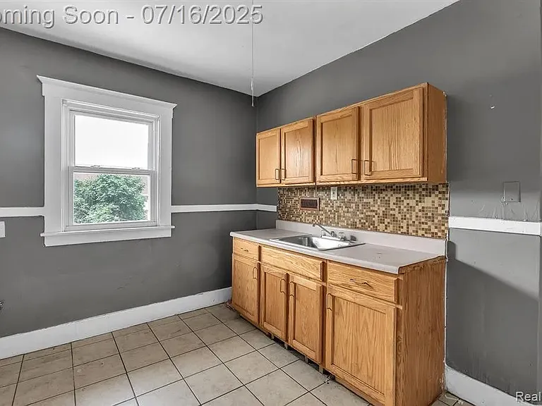 1701 Evans St #1703 — Photo 7