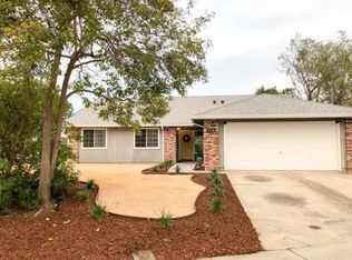 550 California St, Escalon, CA 95320