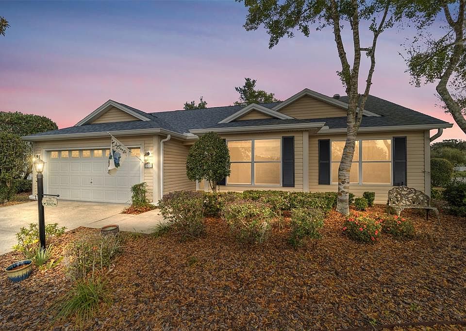 1st image of 3043 Melville Loop