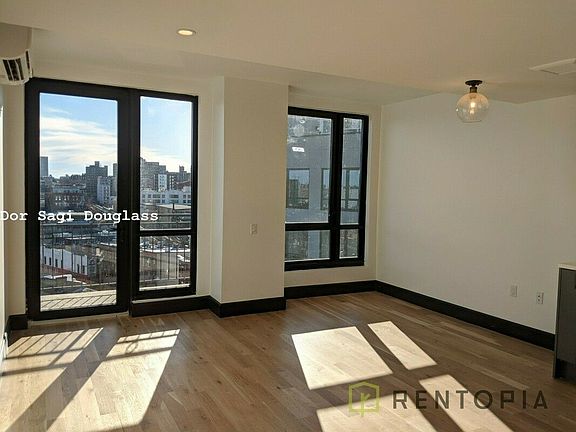 4th image of 535 Franklin Ave #5S