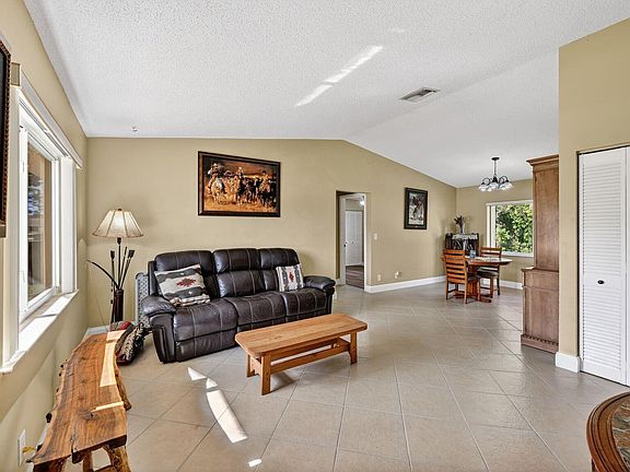 4th image of 12541 SW 10th Court