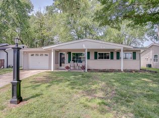 901 Coral Dr, Fairview Heights, IL 62208