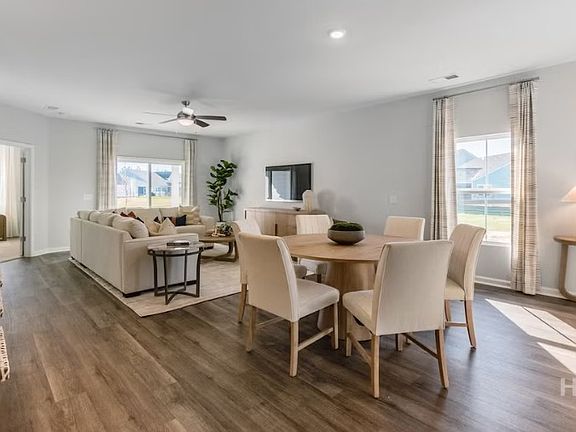 5th image of 246 Bircholt Grove