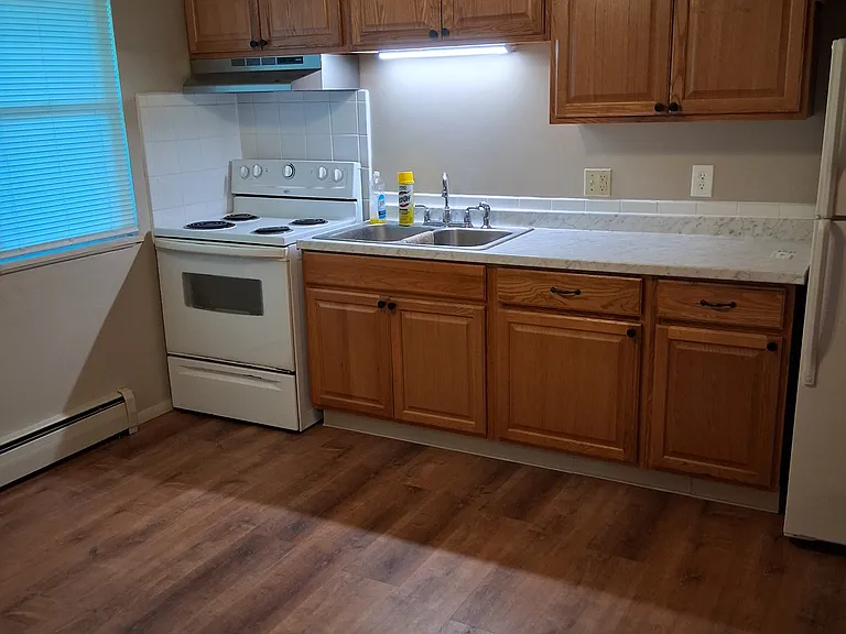 43008 Emerald Dr #1B — Photo 1