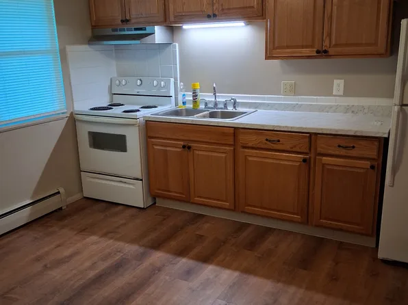43008 Emerald Dr #1B, Elyria, OH 44035