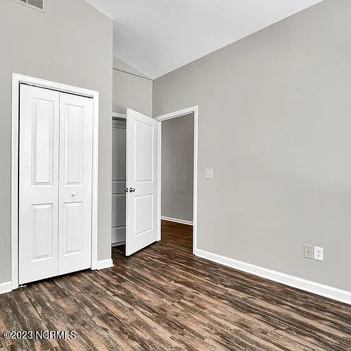 933 Downey Branch Ln — Photo 4