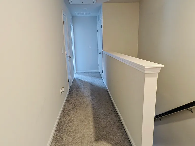 401 Deercroft Dr — Photo 12