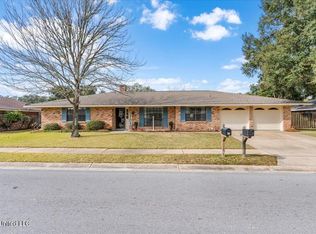 610 Parkwood Dr, Long Beach, MS 39560
