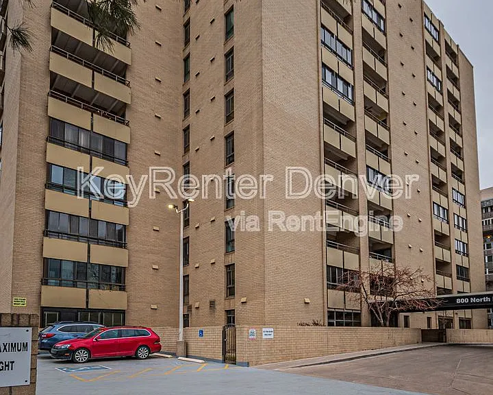 800 N Pearl St #202 — Photo 42