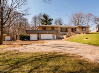 240 E Shawnee Rd, Baroda, MI 49101