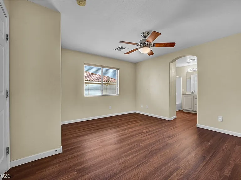 12052 Hathaway Pines Ln — Photo 35