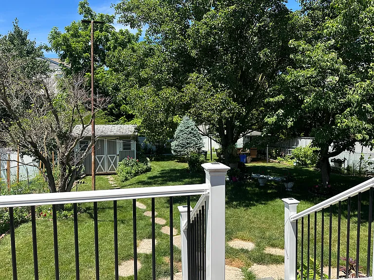 27 Cottage Pl #1 — Photo 17