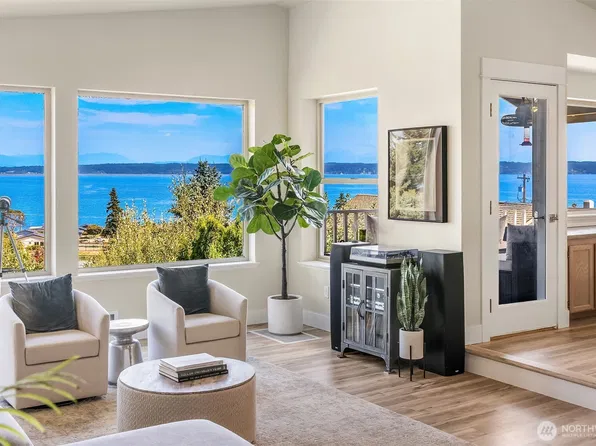 1379 SE Camano Drive, Camano Island, WA 98282