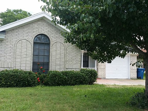 2nd image of 2965 Westlake Dr