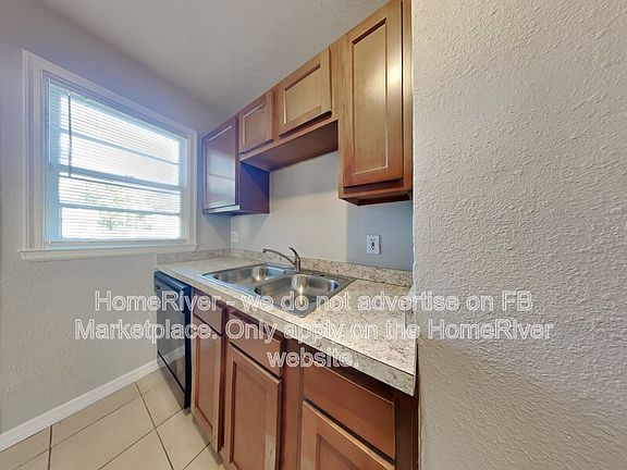 3rd image of 8127 Lexington Dr