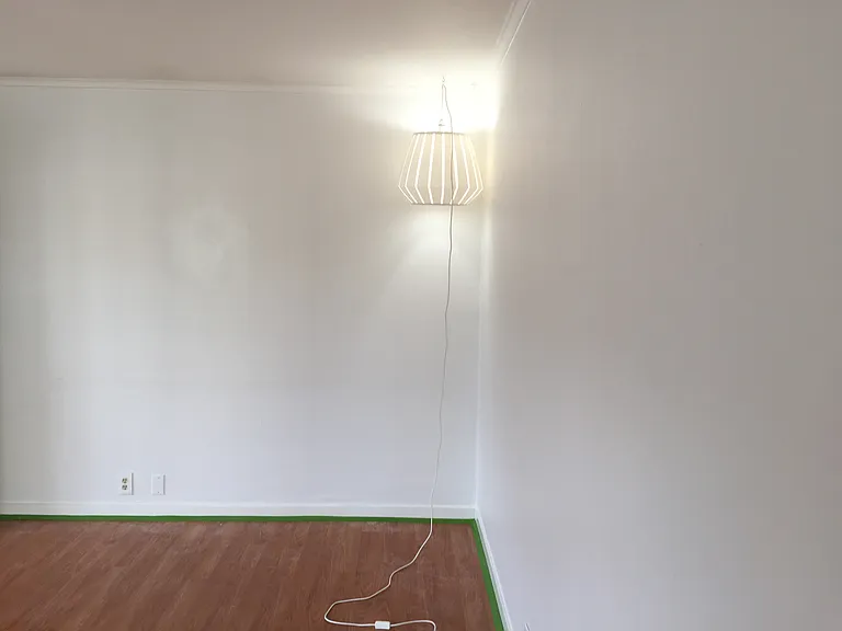 2 Clinton Ct — Photo 1