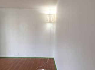 2 Clinton Ct, Redwood City, CA 94061