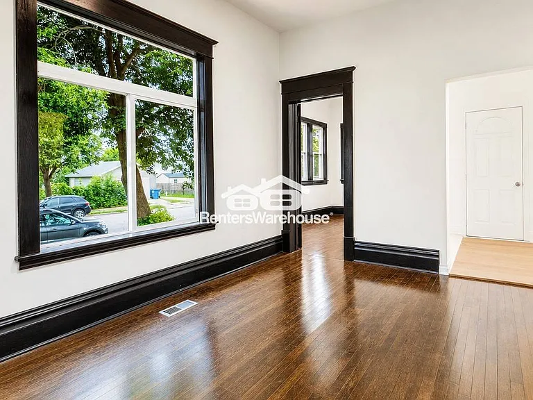 3348 3rd Ave S — Photo 12