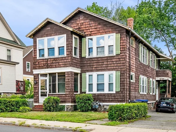 147-149 Oakland Ave, Methuen, MA 01844