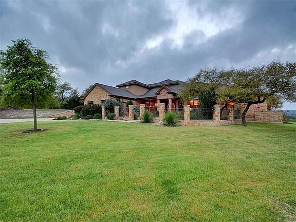 Large Grounds with Deer Resistant Landscape. Gated Front Courtyard, Surrounded by Big Sky Views for Miles!
