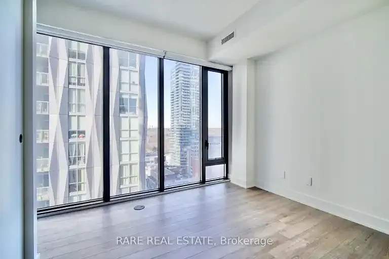 8 Cumberland St #1408 — Photo 9