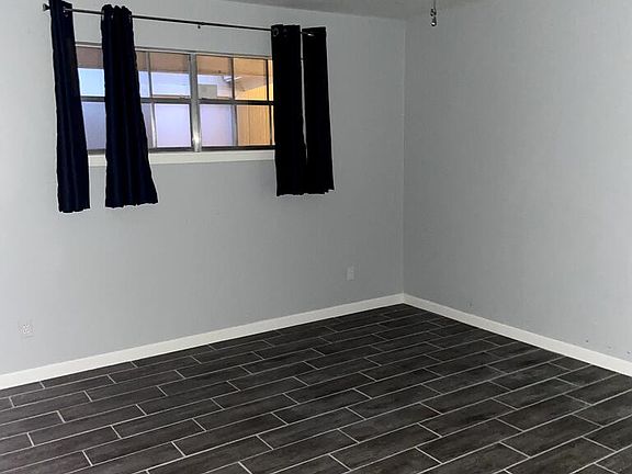 3rd image of 601 Hibiscus Ave