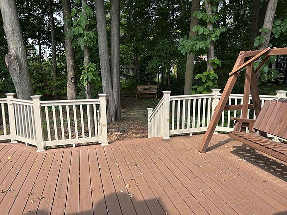 4th image of 37515 Hanson Dr