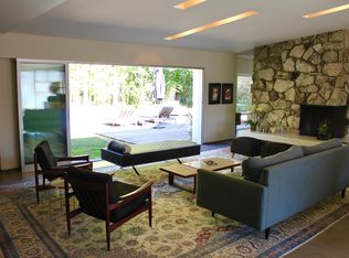 865 N Bundy Dr, Los Angeles, CA 90049