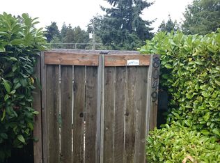 8049 46th Ave SW, Seattle, WA 98136