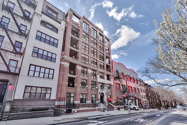 Sold by Douglas Elliman | media 18