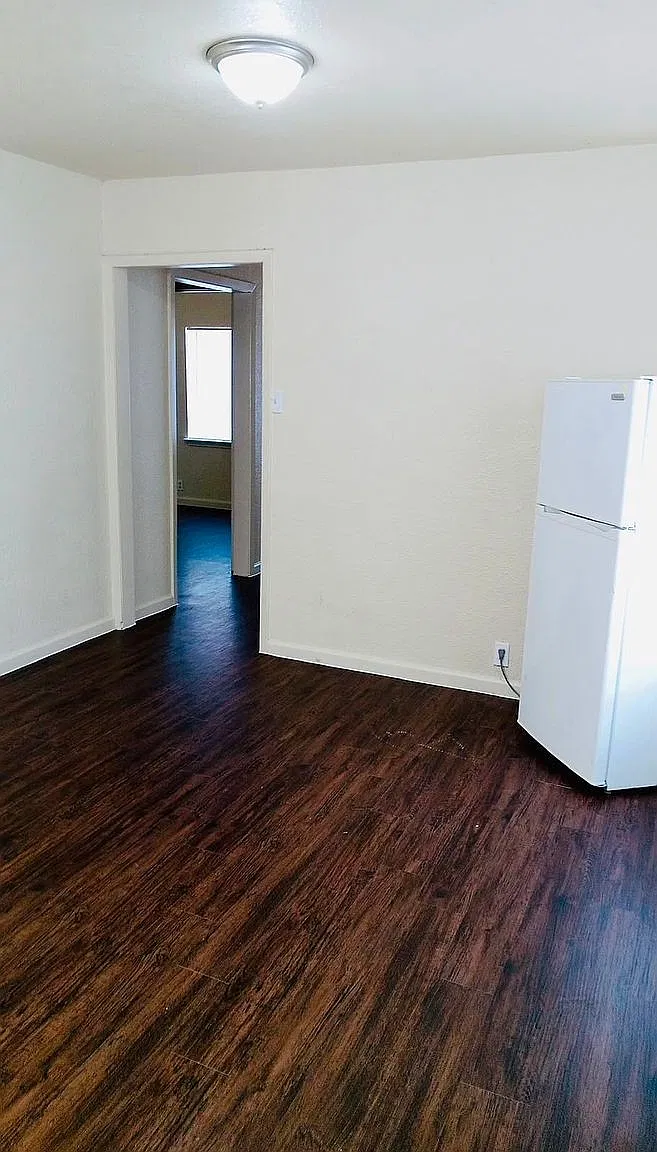 2 bed, 753 sqft, $749 — Photo 4