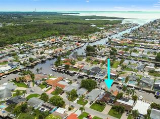 4931 Pelican Dr, New Port Richey, FL 34652