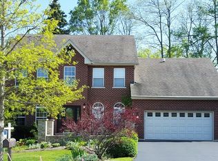 435 Saint Charles Rd, Glen Ellyn, IL 60137