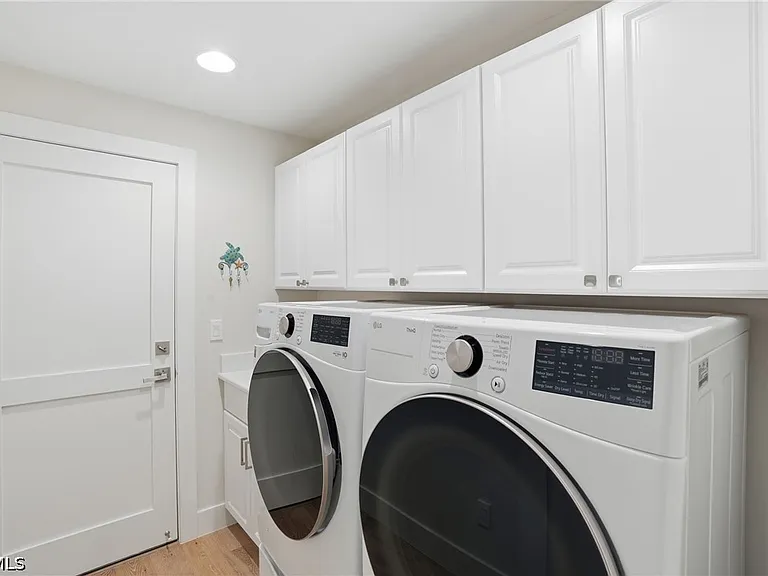 1590 Sandpiper St — Photo 25