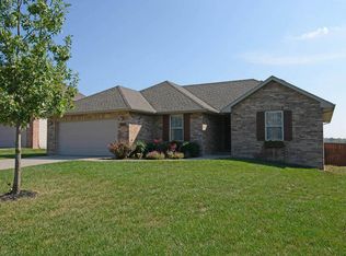 236 Steury Rd, Springfield, MO 65809