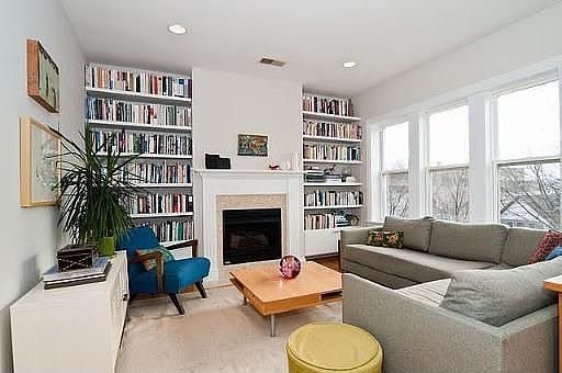 3rd image of 1646 W Berwyn Ave APT 3E