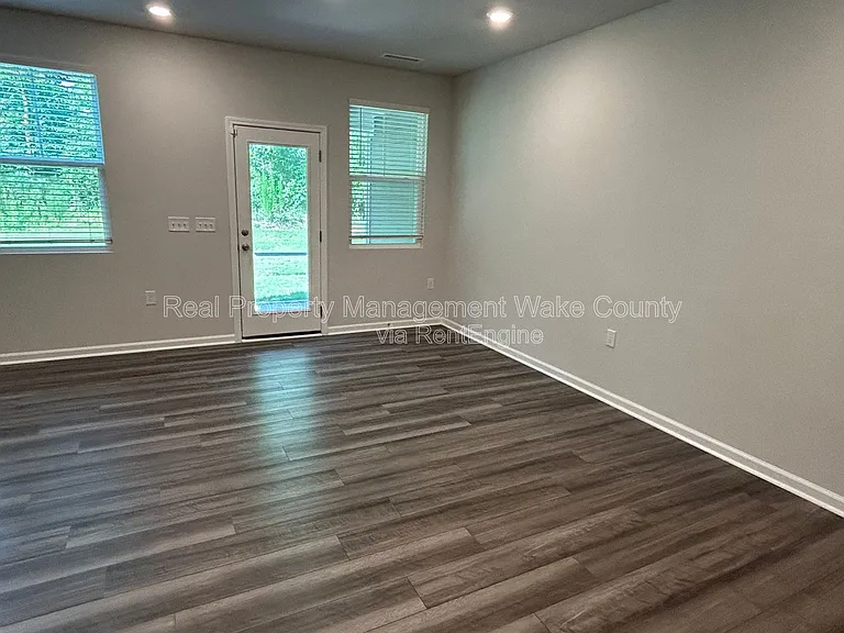 1605 Emory Ridge Way — Photo 19