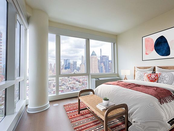5th image of 450 W 42nd St APT 9A
