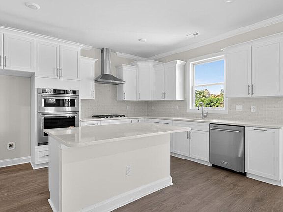 7th image of this home