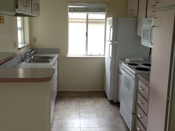 2nd image of 4121 Udall St APT 4