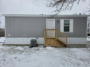 211 Carriage Lane Est, Streator, IL