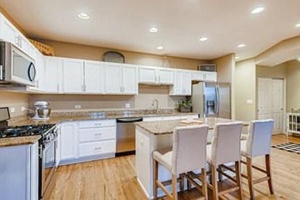 5th image of 2902 N Central Park Ave APT 3S